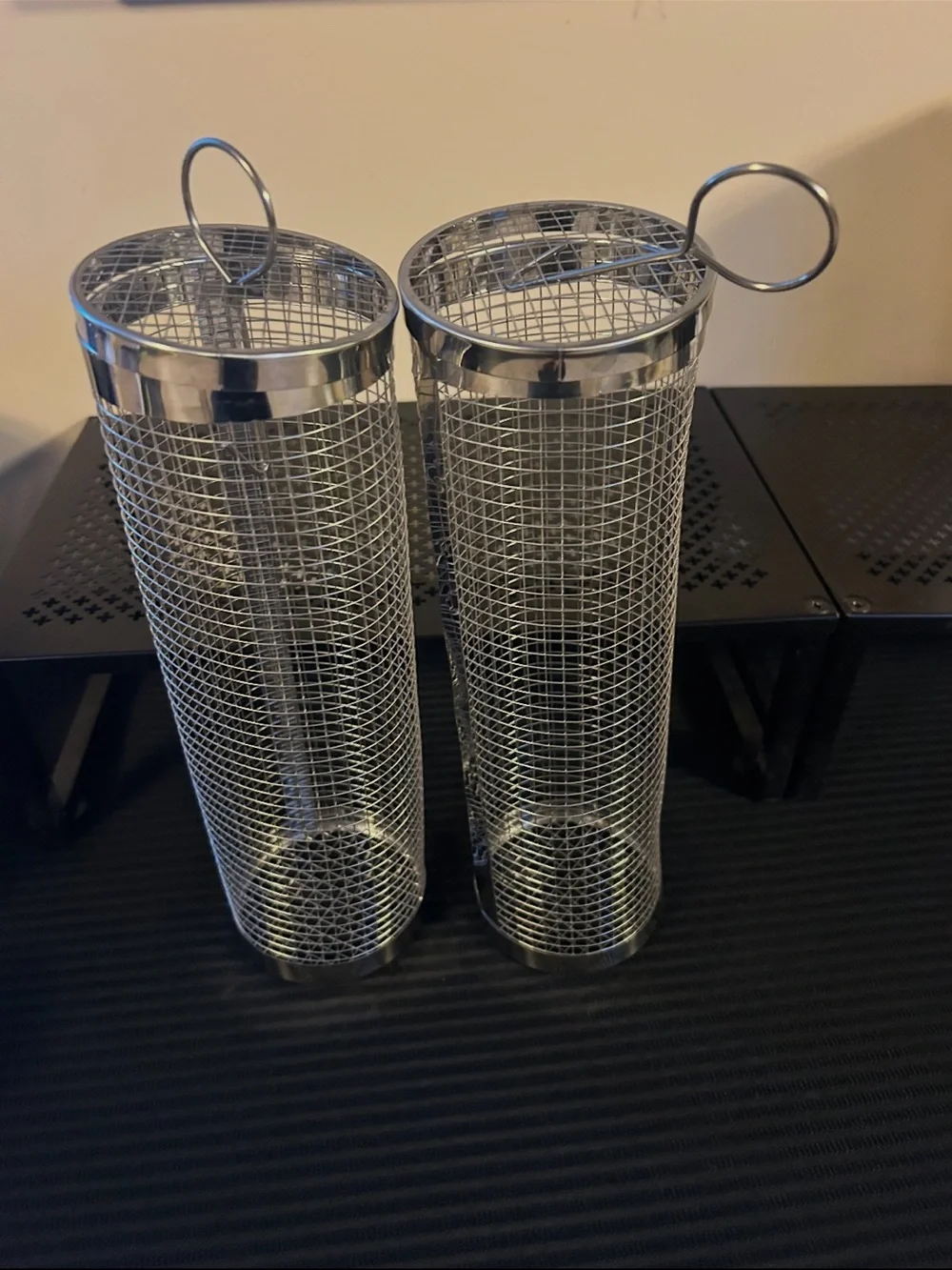 Set of 2 Stainless Steel Rolling Grill Baskets for Vegetables/small food NEW